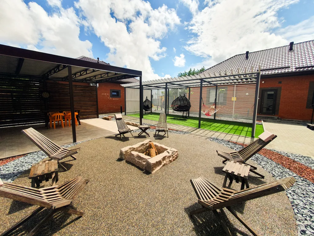 Отдельный дом на первой линии Азовского моря