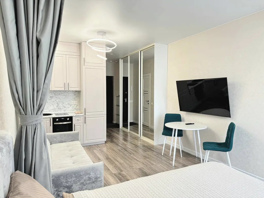 Студия с кондиционером в центре в новом ЖК на Большевистской