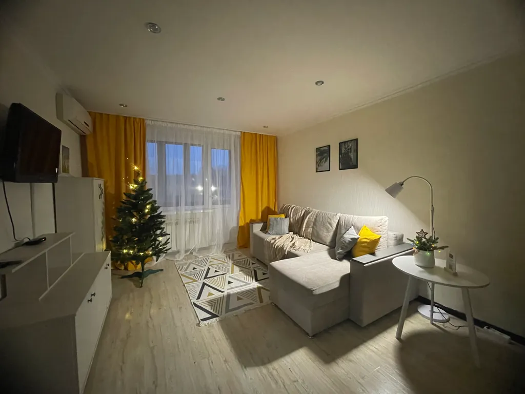 Просторная трешка в самом центре