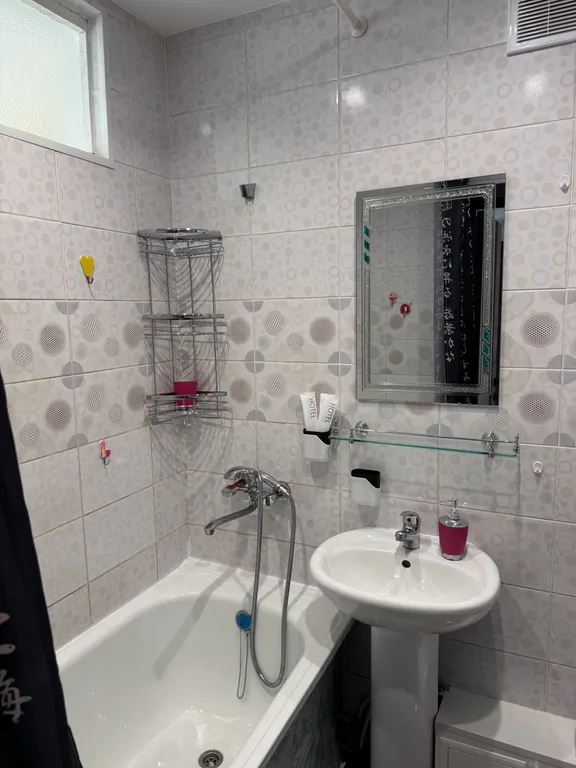 Уютная квартира в центре города с видом на море