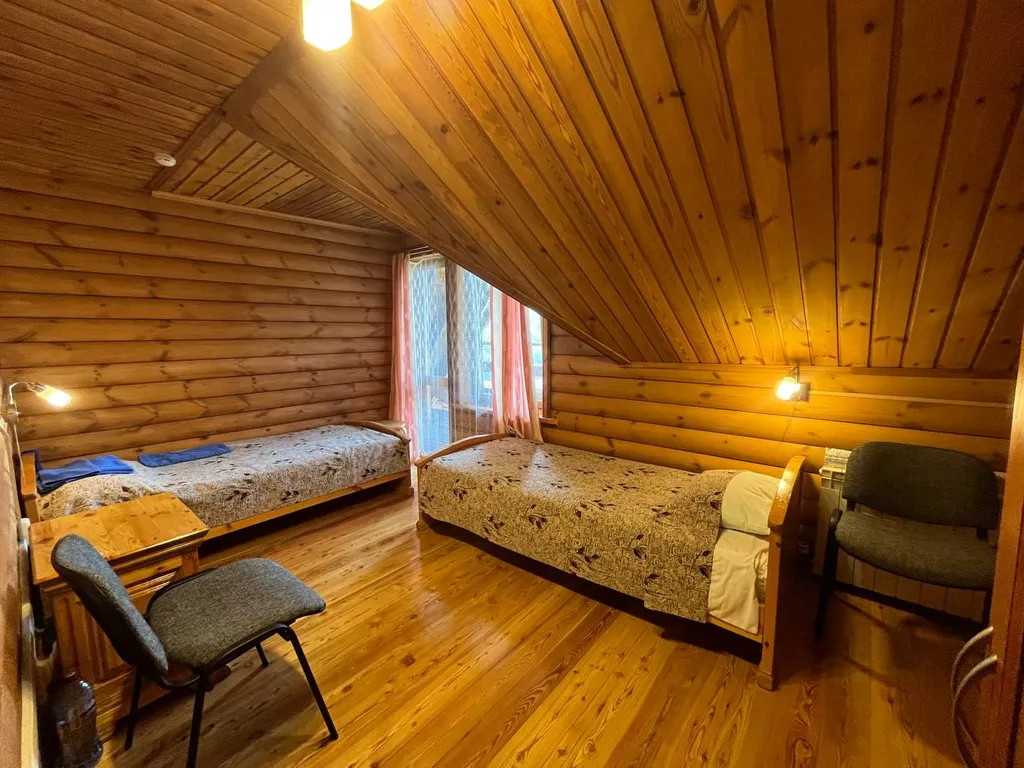 Уютный номер на 2 человека с раздельными кроватями и с завтраком