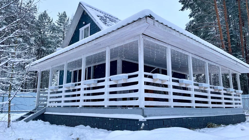 Коттедж Уютный домик в сосновом лесу — Кириши