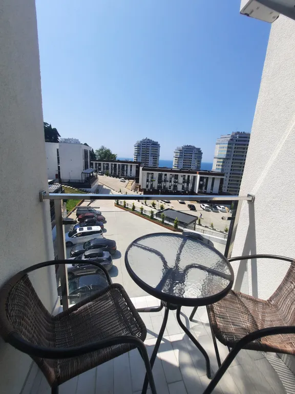 ЖК бизнес класса с бассейном