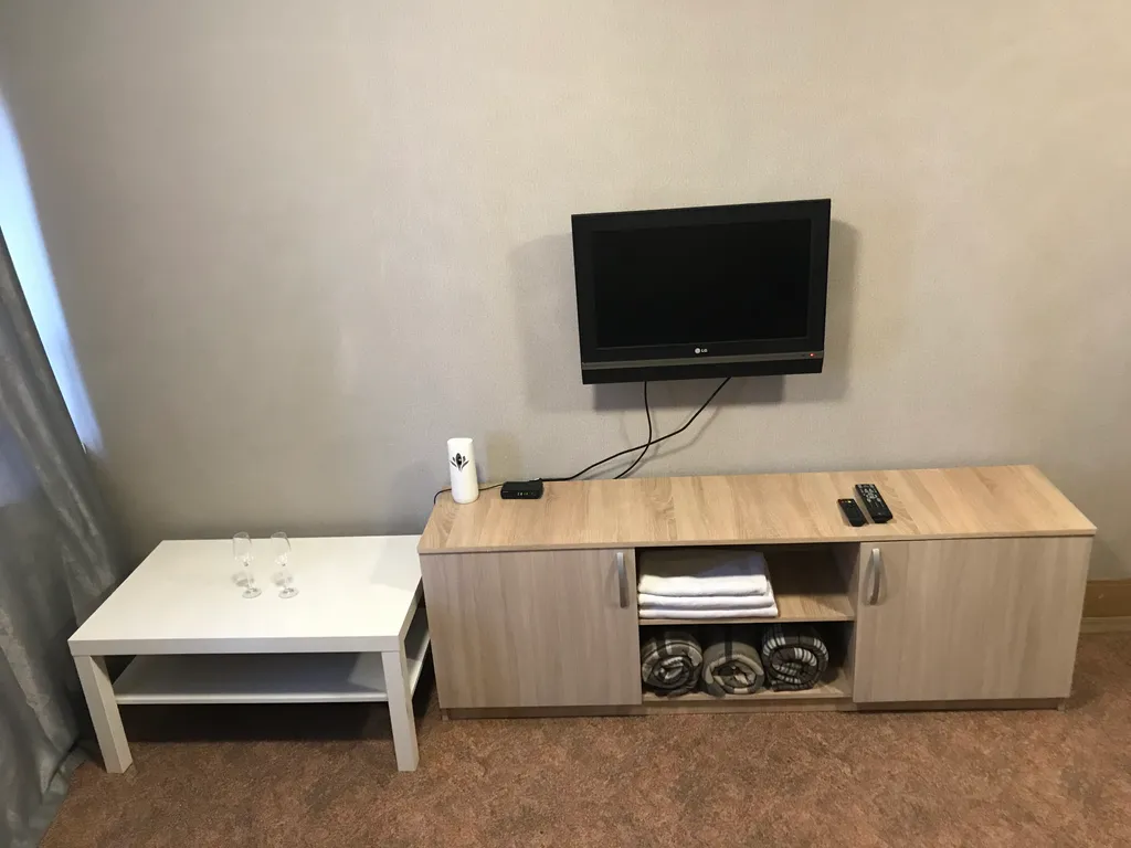 Квартира рядом