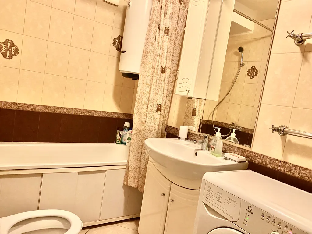 Квартира 2-комнатная Квартира — Самара