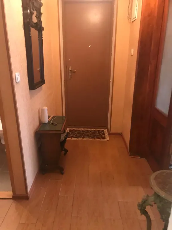 Квартира 3-комнатная квартира — Сухум