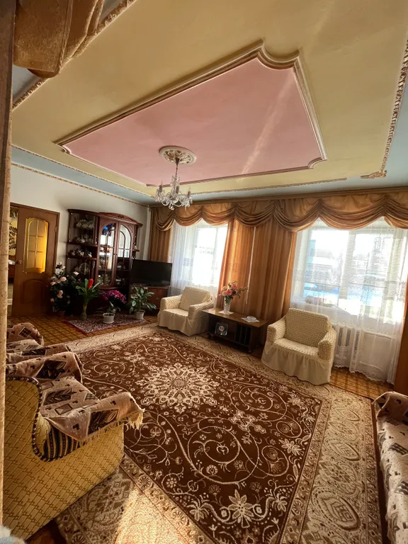 6-комнатный Дом