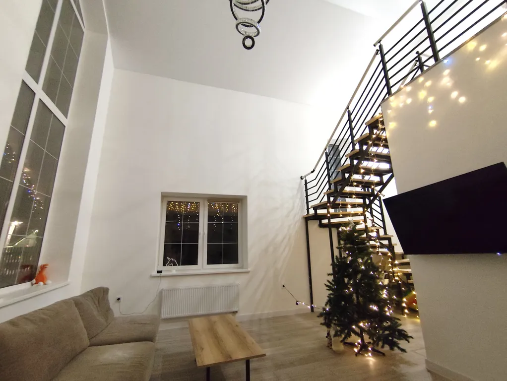 Большой дом с новым ремонтом