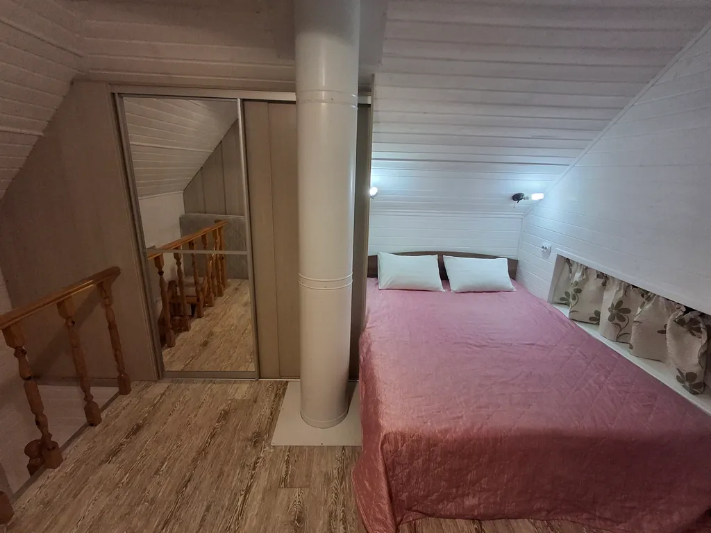 Домик на озере Лесицкое