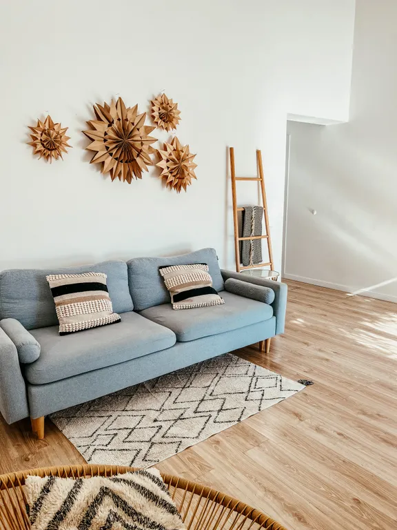 Уютный дом в лесу