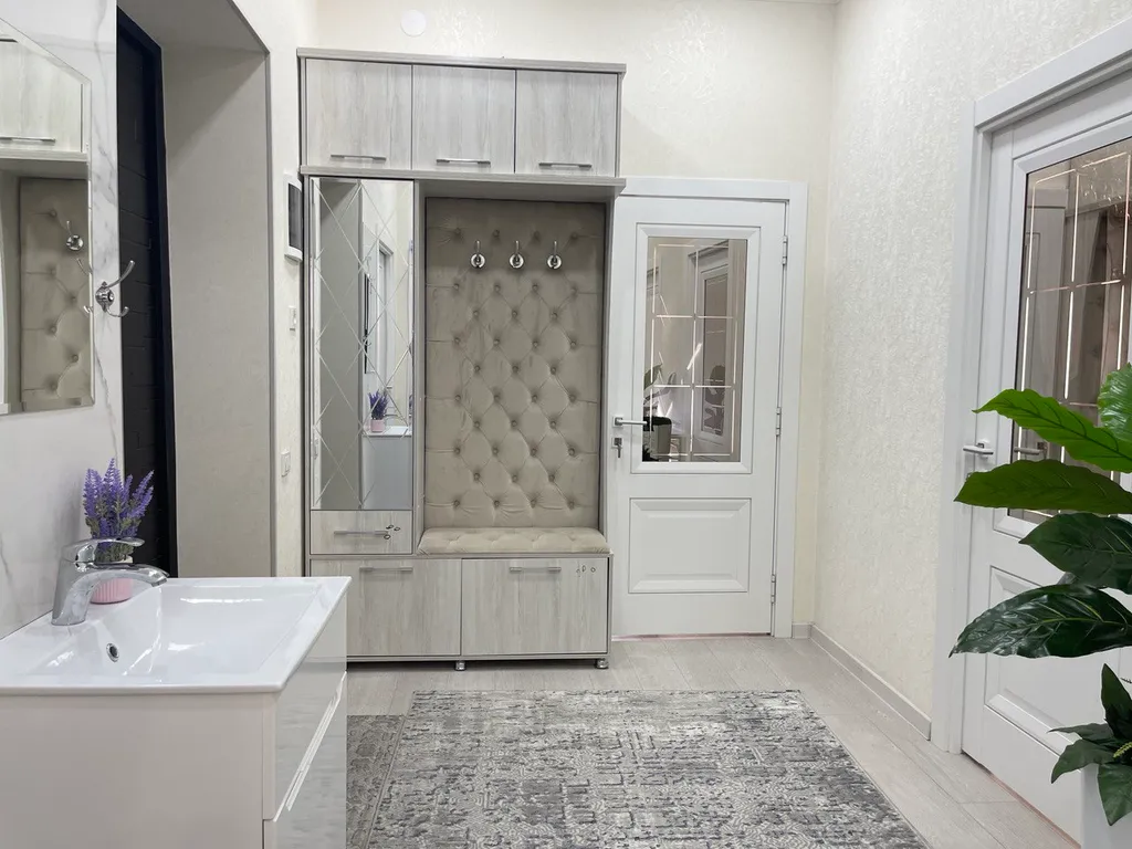 Просторная 4-комнатная квартира в тихом районе New Kamolon