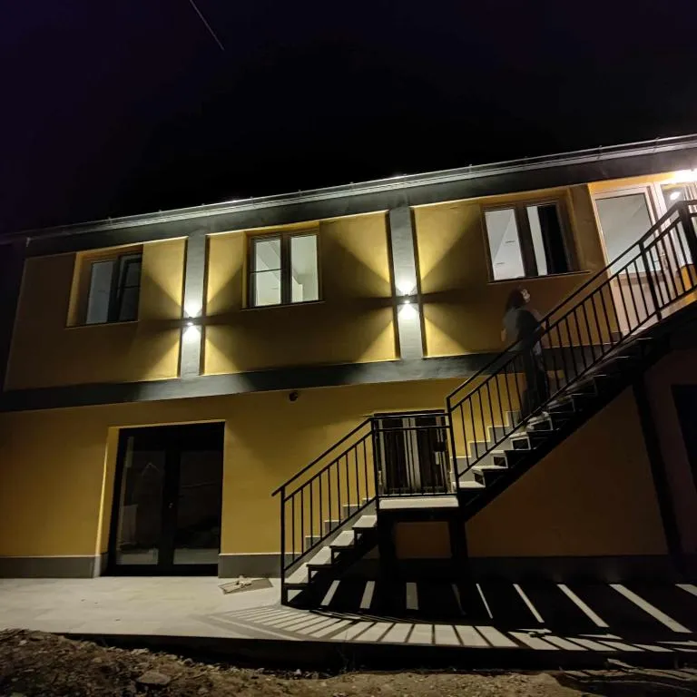 Гарни-Гохт-Гегард