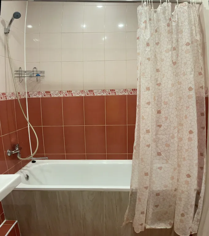 Хорошая квартира в новом доме близко к центру