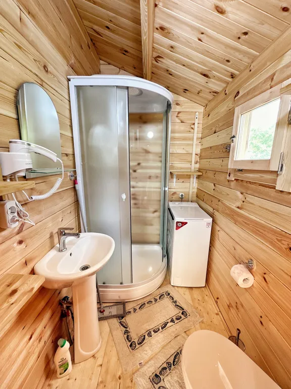 Домик с двориком на Каштаке | 300 м до моря | песчаный пляж