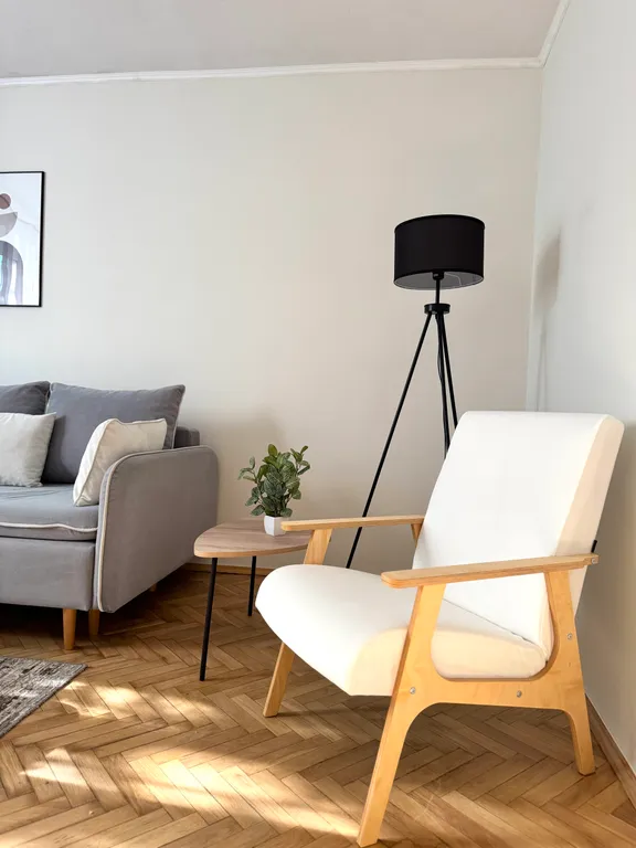 Квартира Светлые апартаменты в центре, с новым ремонтом и 10 минутах от метро — Москва