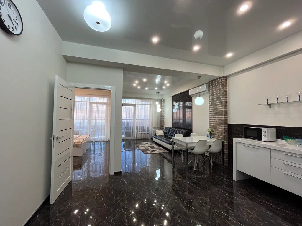 Квартира с видом на море в самом сердце Сочи