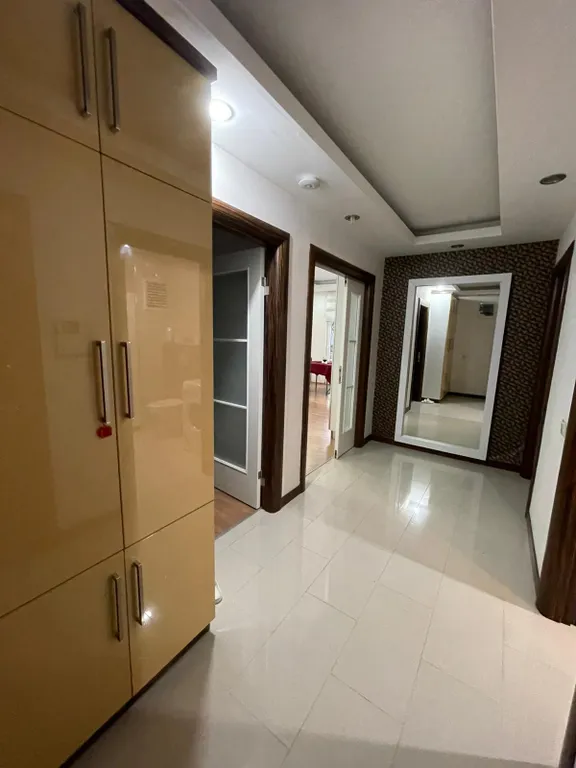 Просторная квартира вблизи моря в Лимане