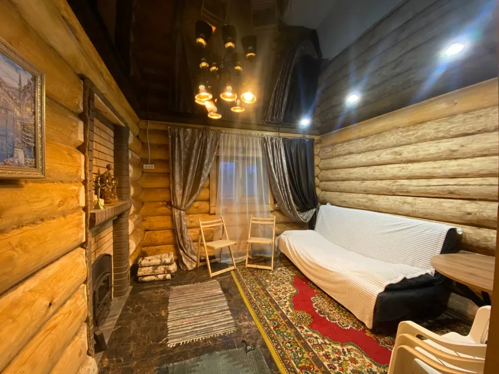 Большой дом с русской баней на дровах и чаном в Зелёном городе