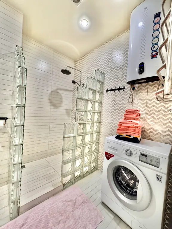 Квартира Семейные апартаменты с видом на море — Адлер