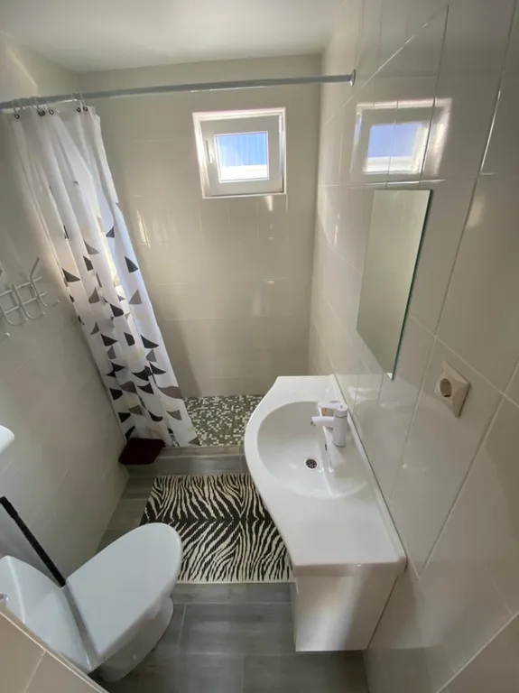 Коттедж 1-комнатный Дом — Кучугуры