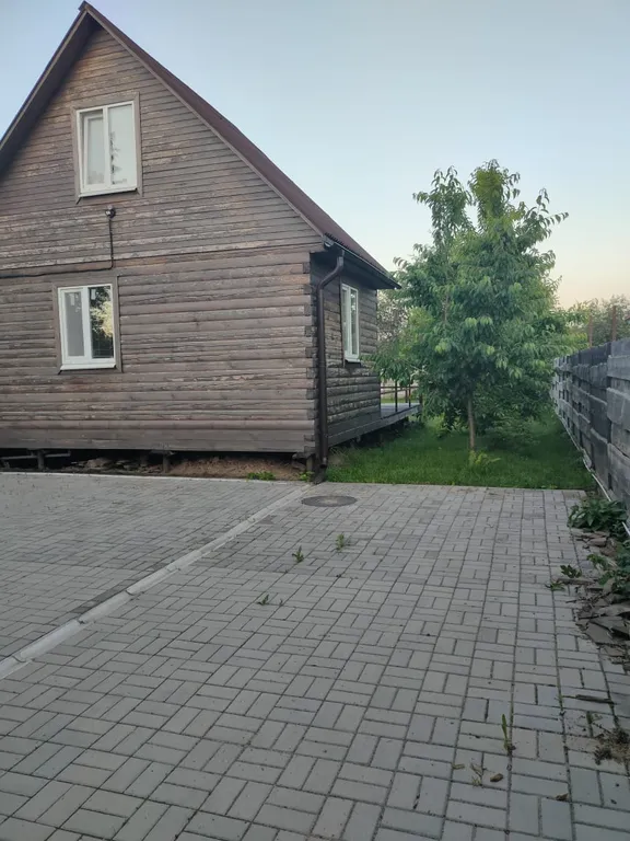 Уютная дача "Дом на дереве" в черте города