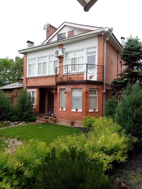 Гостевая комната с балконом