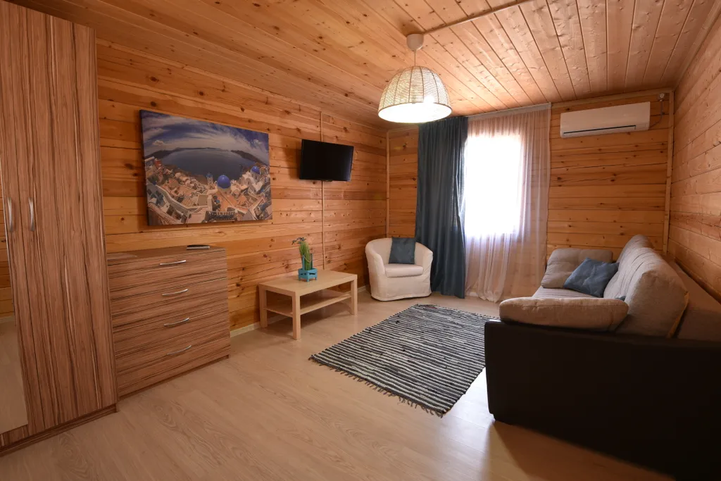 Коттедж 2-комнатный Дом — аренда посуточно в Голубицкая