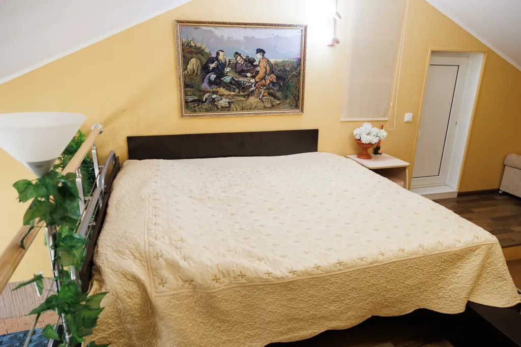 Коттедж 200м2 среди трех озер