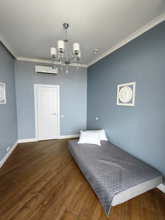 Светлая евро-квартира с видом на море и горы