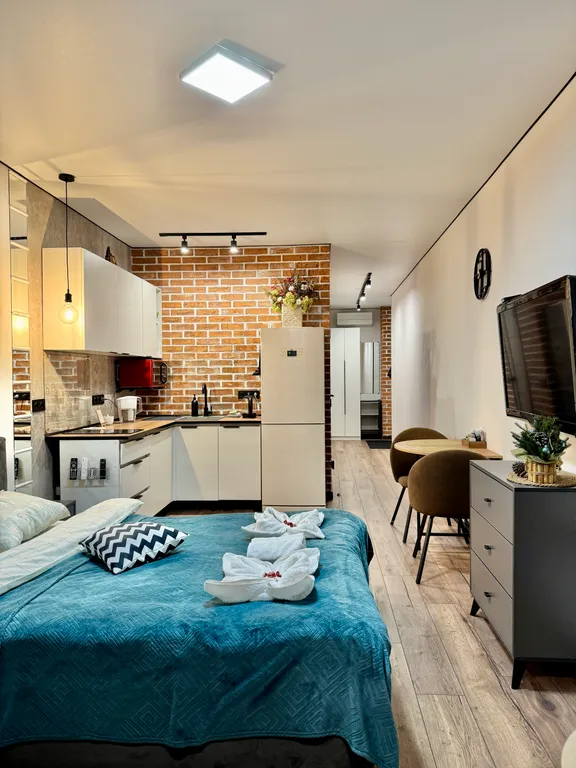 Студия с панорамным видом на Москву