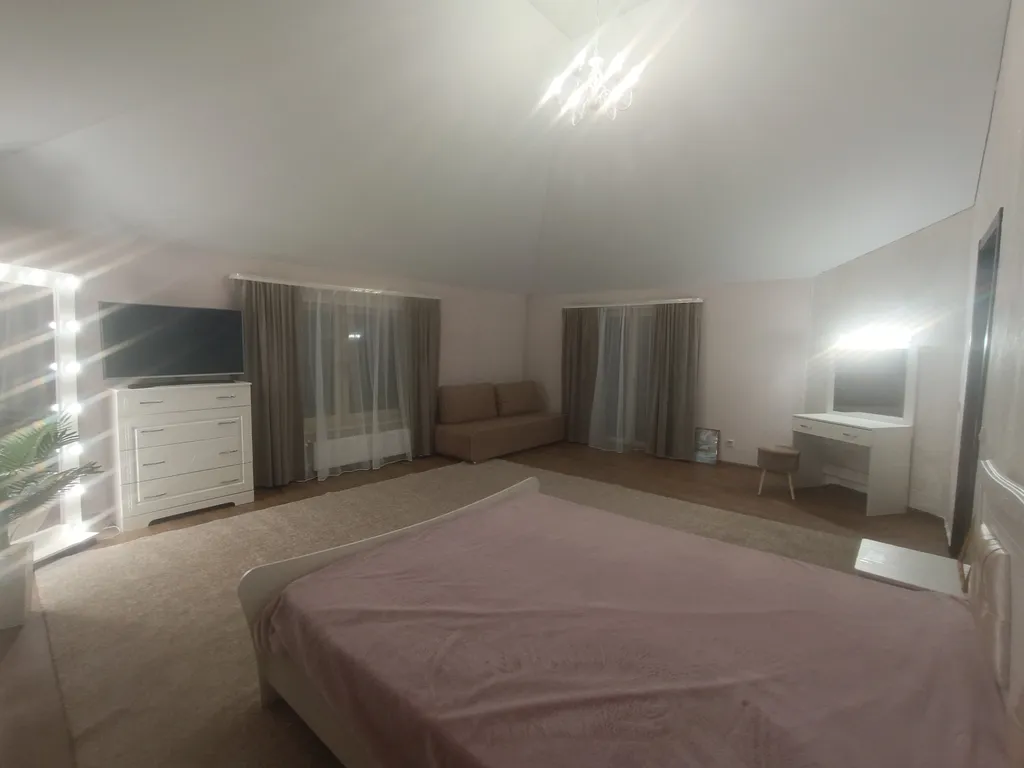 Стильный дом с банкетным залом