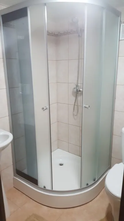 Небольшой дом для летнего отдыха