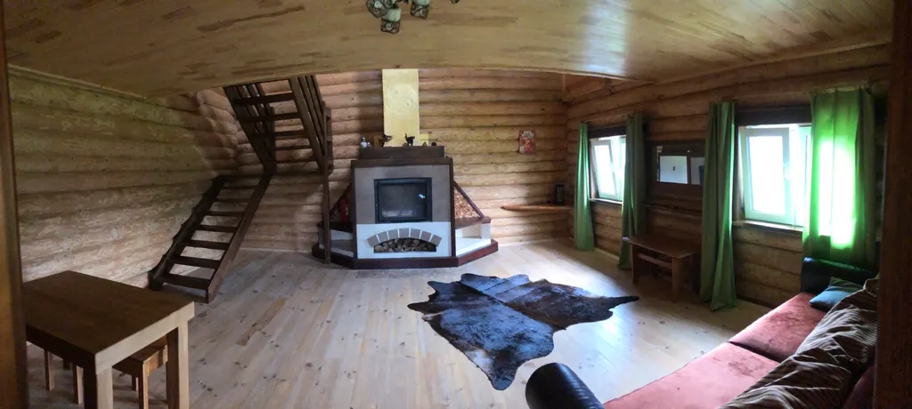 Коттедж на берегу озера