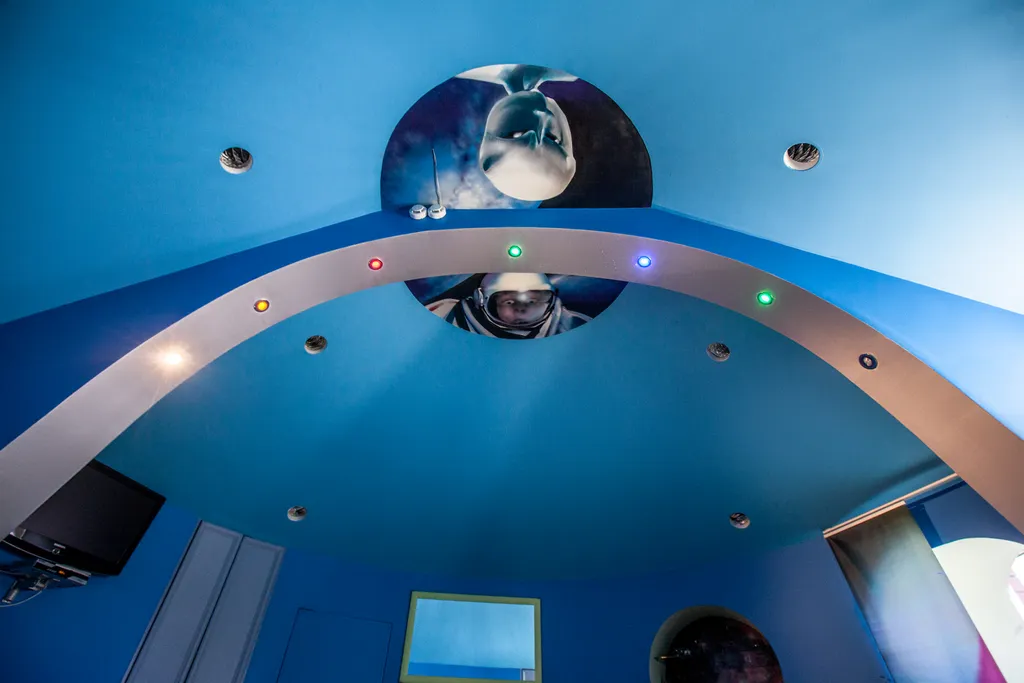 Трехместный Делюкс "Космос"