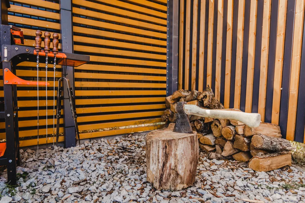 Загородный дом с баней и бассейном