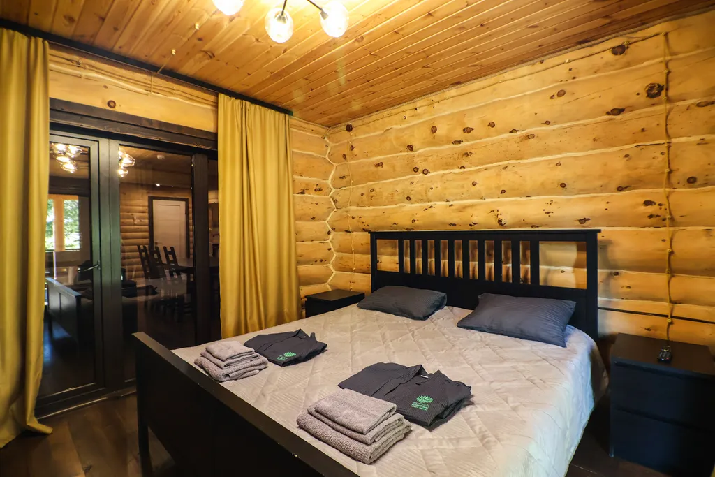 4-комнатный Дом