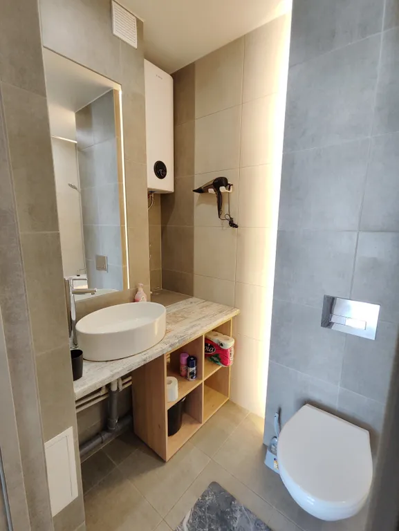 Шикарная просторная студия в центре города