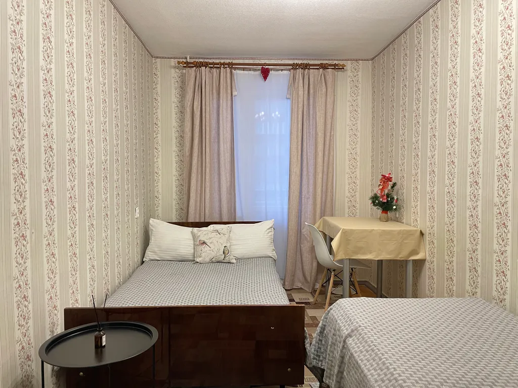 Квартира рядом с пляжем,у кинотеатра "Современник"