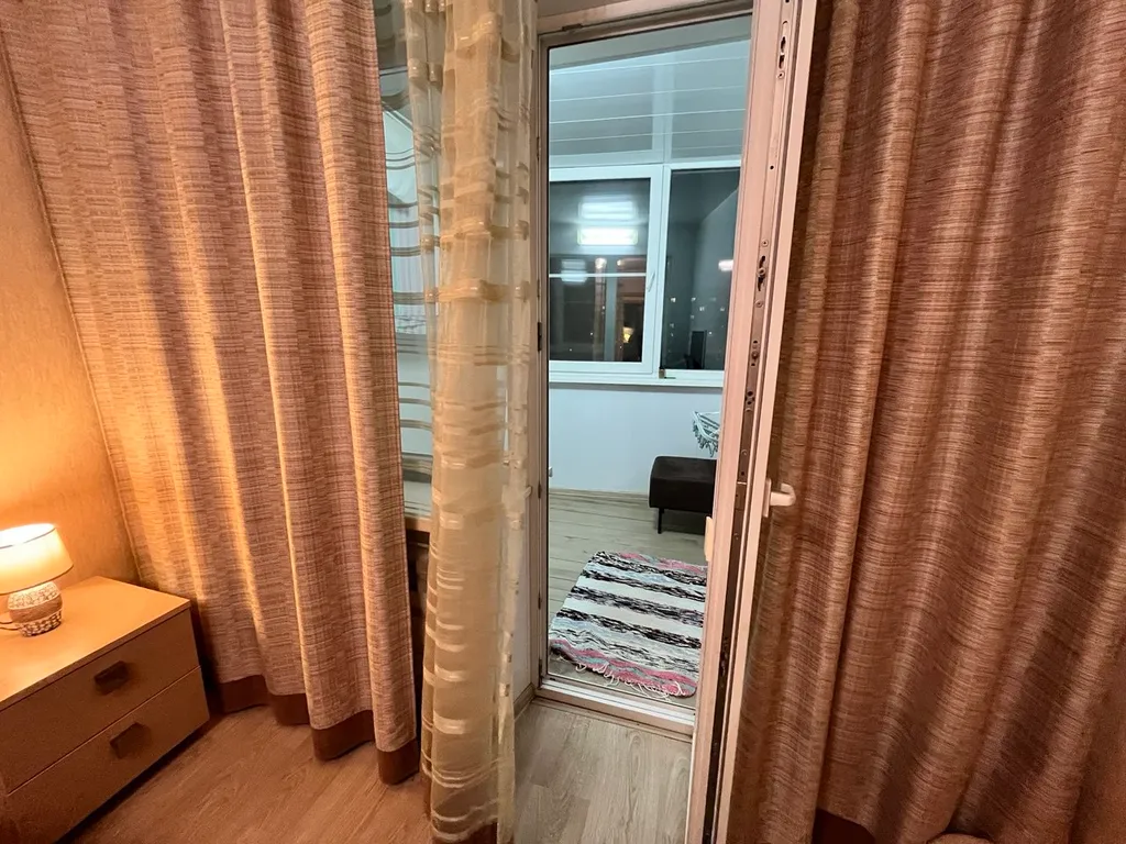 Большая тёплая уютная квартира с тремя отдельными комнатами и лоджией