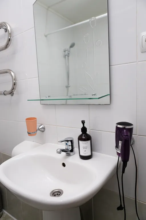 208 Alliance Apartments на Летней, 50