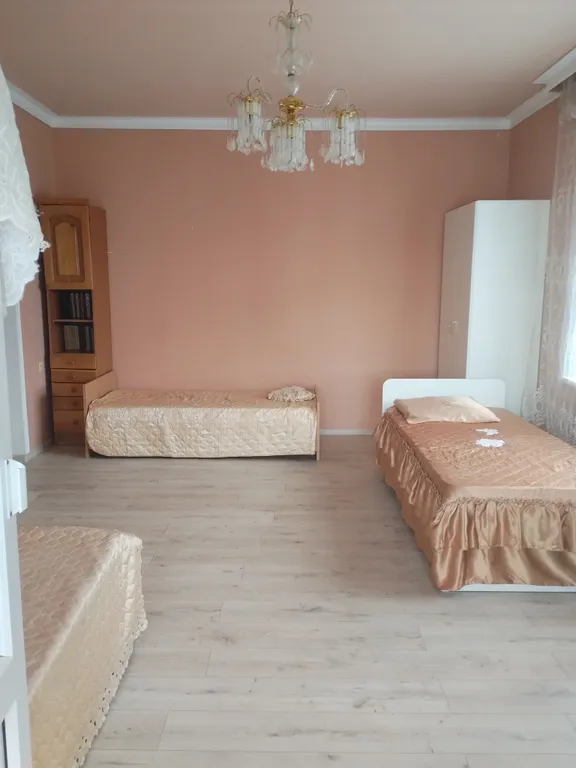 Этаж со своим входом для большой компании(до 10 человек)