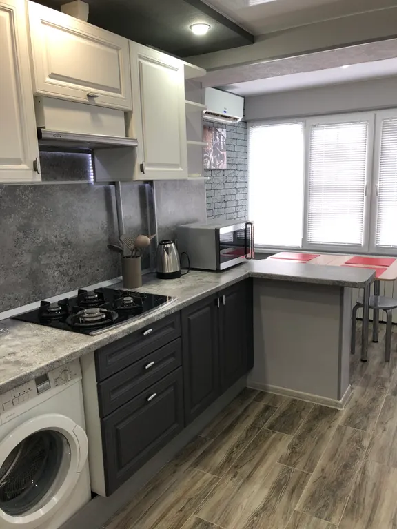 Уютная квартира в центре с видом на море