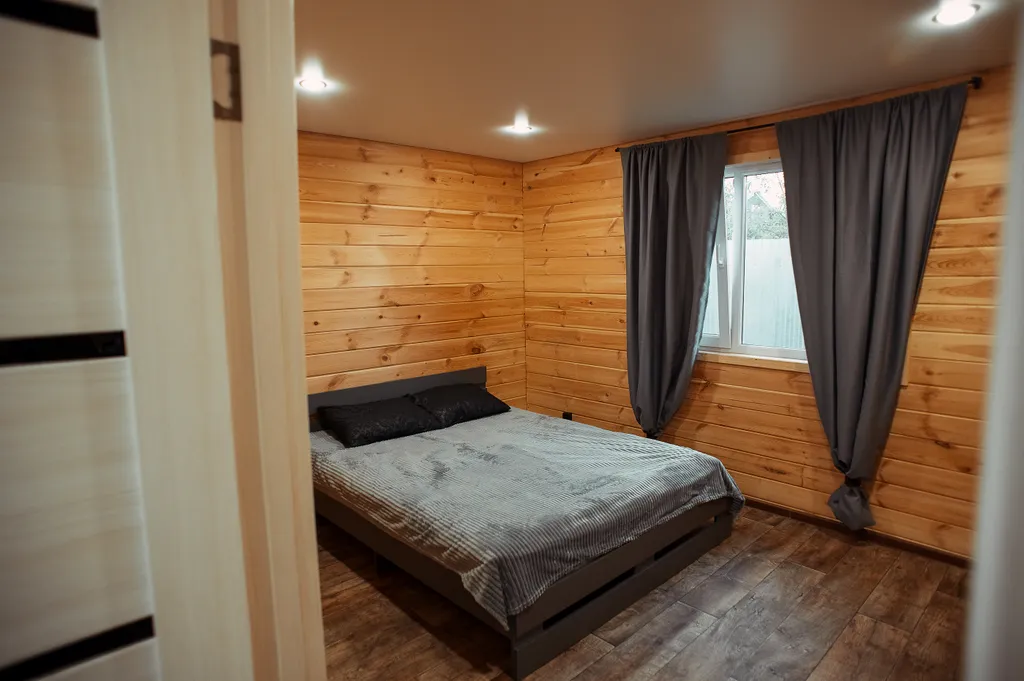 Дом с бассейном и баней