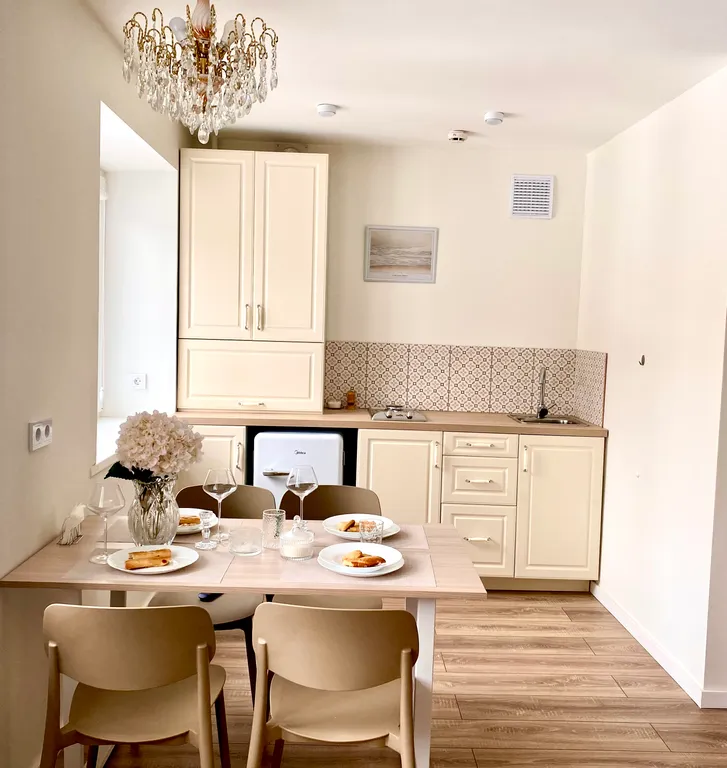 Квартира Апартаменты отличный день у набережной напротив кремля — Великий Новгород