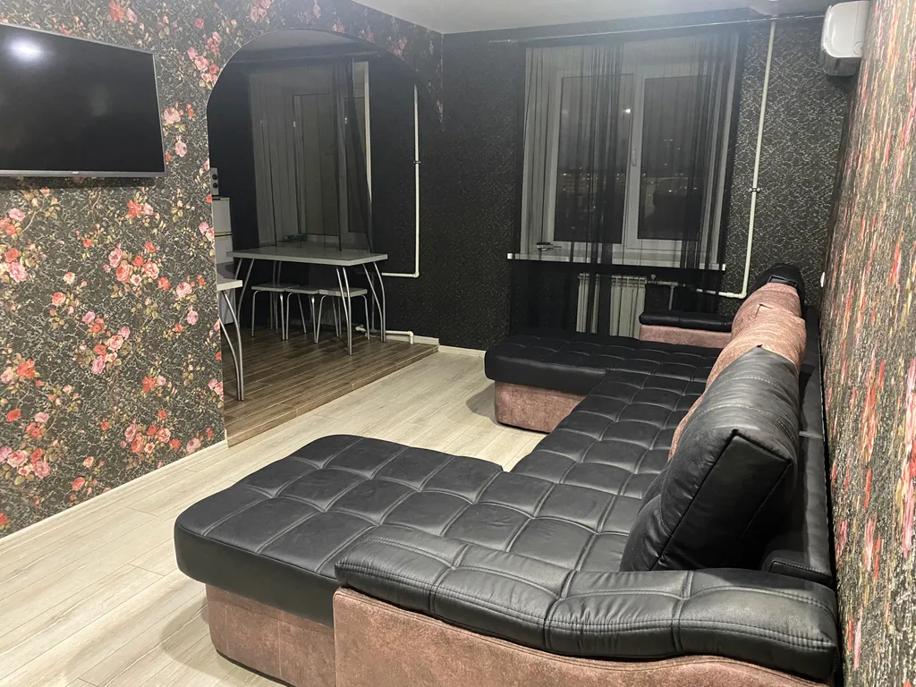 Квартира Квартира Уютная 3х комнатная в центре возле метро — Казань