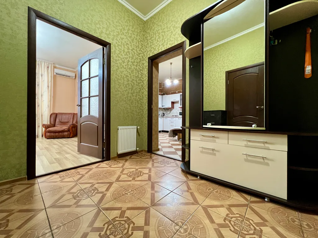 Рядом пляж парк Победы Херсонес не берем оплату за уборку