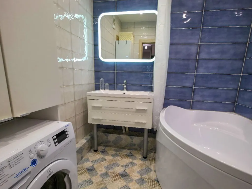 Стильная семейная квартира (Уютный Дом)