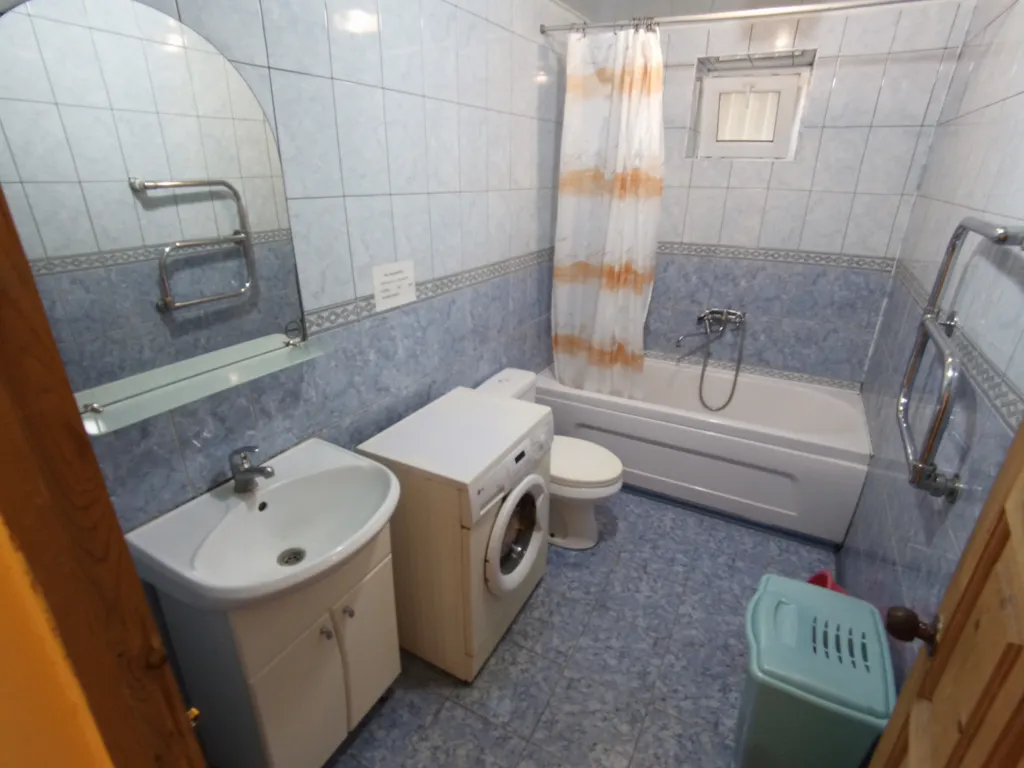 4-комнатный Дом