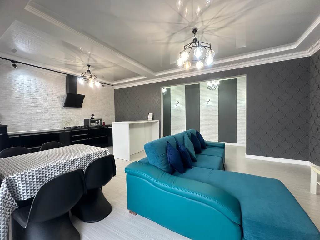 Уютная и комфортная 2-комнатная квартира у теннисного центра