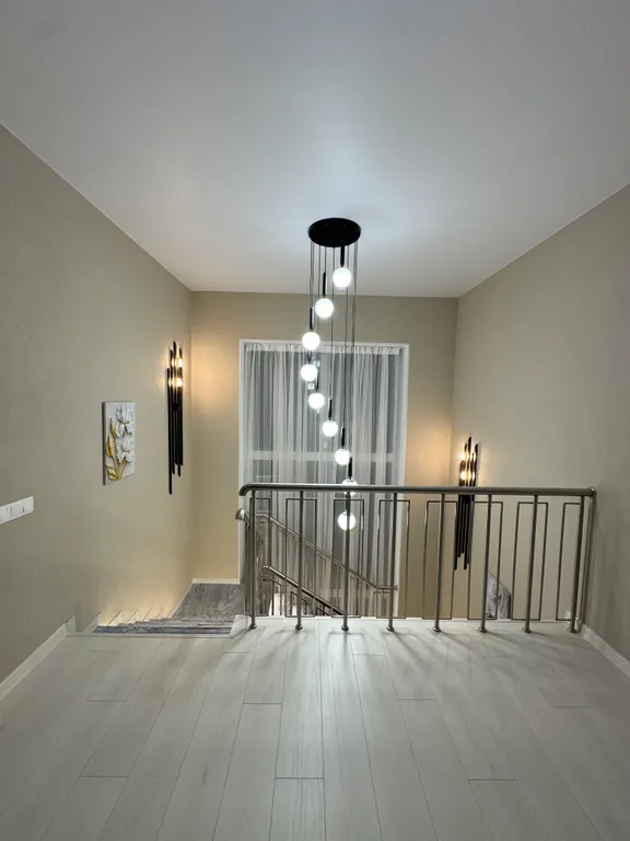 7-комнатный Дом